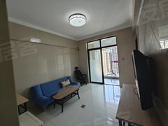 泉州晋江体育中心上新！宝龙附近，千聪华庭，精致两室，仅租1600，看房方便出租房源真实图片