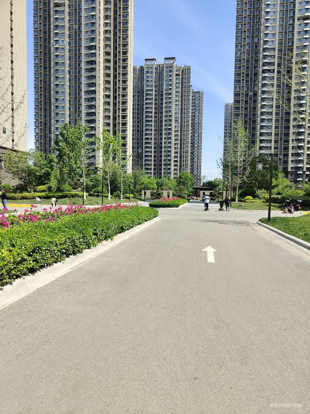 金柱大学城(大a区a27-a61号楼)3室2厅1卫103㎡南北110万