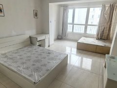 乌鲁木齐水磨沟南湖吾悦广场商圈附近，周围配套设施齐全，交通便利，可短租出租房源真实图片