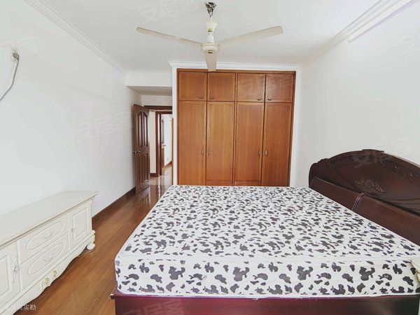 上海徐汇华东理工阳光绿园免佣!