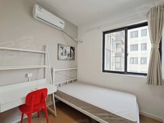 武汉江岸竹叶山花桥0中介免押！金融街壹号 赵家条 竹叶山 黄浦路 罗家庄出租房源真实图片