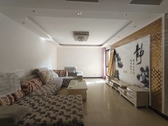 鄢陵鄢陵城区城区中心翠柳路北段金鼎国际简装三房，家电齐全。拎包入住出租房源真实图片