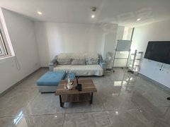 常熟万达广场万达广场中心急急急 万达附近精装两室  家具家电齐全 拎包入住 停车免费出租房源真实图片