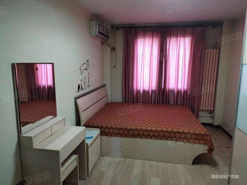 正规商品房 南北通透 临地铁 精装修 交通便捷 购物方便