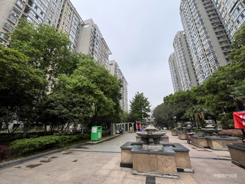 合肥房产网>合肥二手房>新站二手房>火车站二手房>名人御苑>