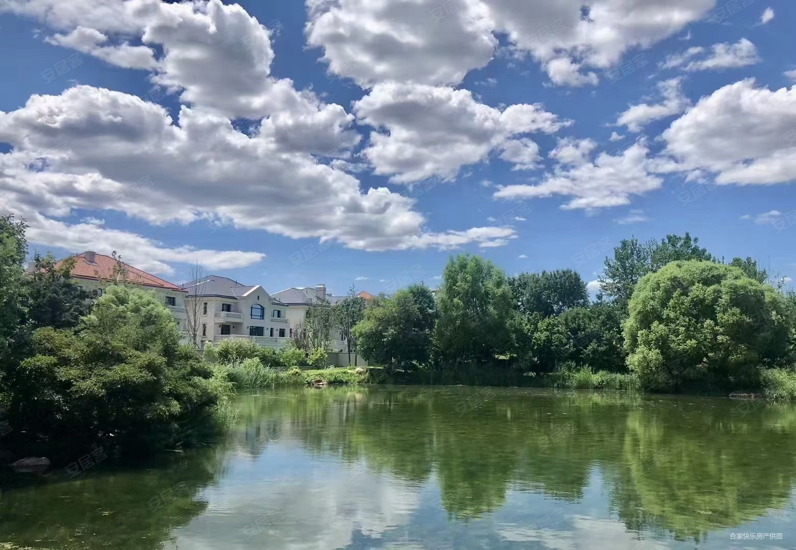 润泽租售示范区位置楼王户型花园480坪