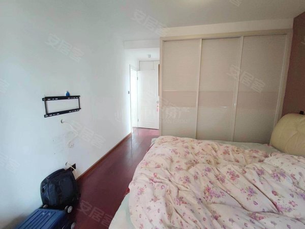 滨湖万达双地铁大丁佳苑南北通透精装拎包住看房随时医院太康