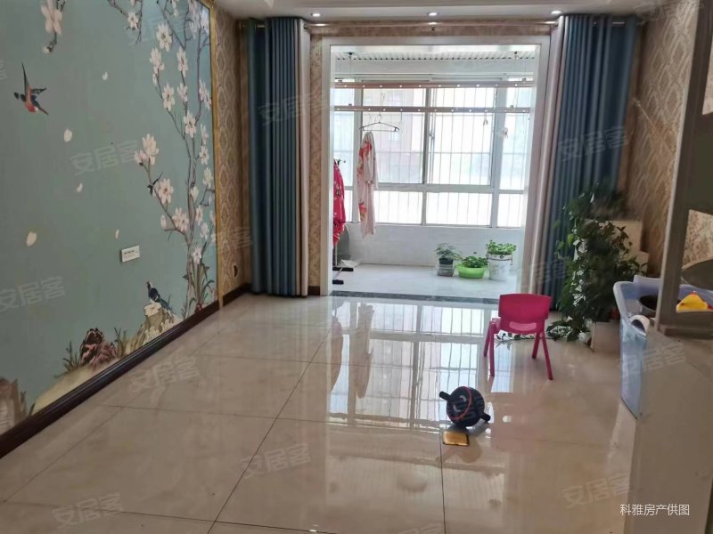 带超大露台 快道边 凯旋华府 装修好没咋住过 诚心出售