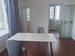 温岭城西温岭银泰宝龙广场隔壁四室两厅两卫一厨独门独户,简单装修出租房源真实图片