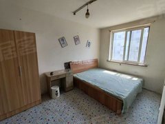 阜新海州海州城区月付,友爱家园4层2室简装450元,有电视有床有供暖。出租房源真实图片