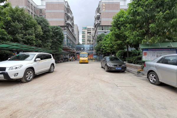 东莞小区 塘厦小区 新行政中心小区 宏业花园 宏业花园怎么样