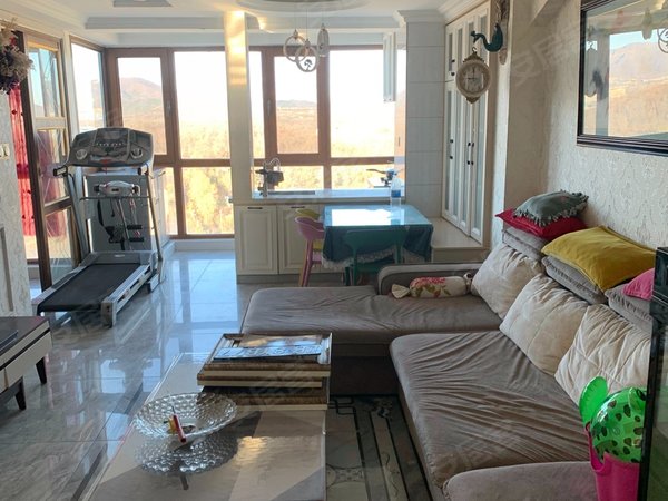 大连金州金州周边金渤海憬金渤海景 三室两厅 精装修 家电齐全 拎包