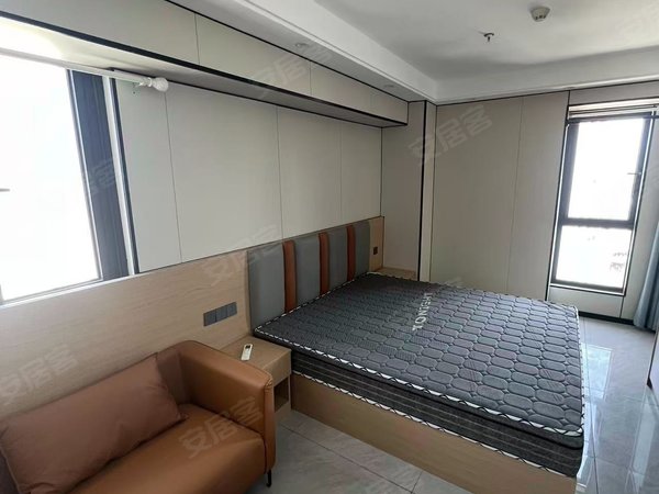 海宁海宁市区硖石新华苑爱琴海楼上一室一厅可短租 新华苑装修好密码锁家电齐全出租房源真实图片