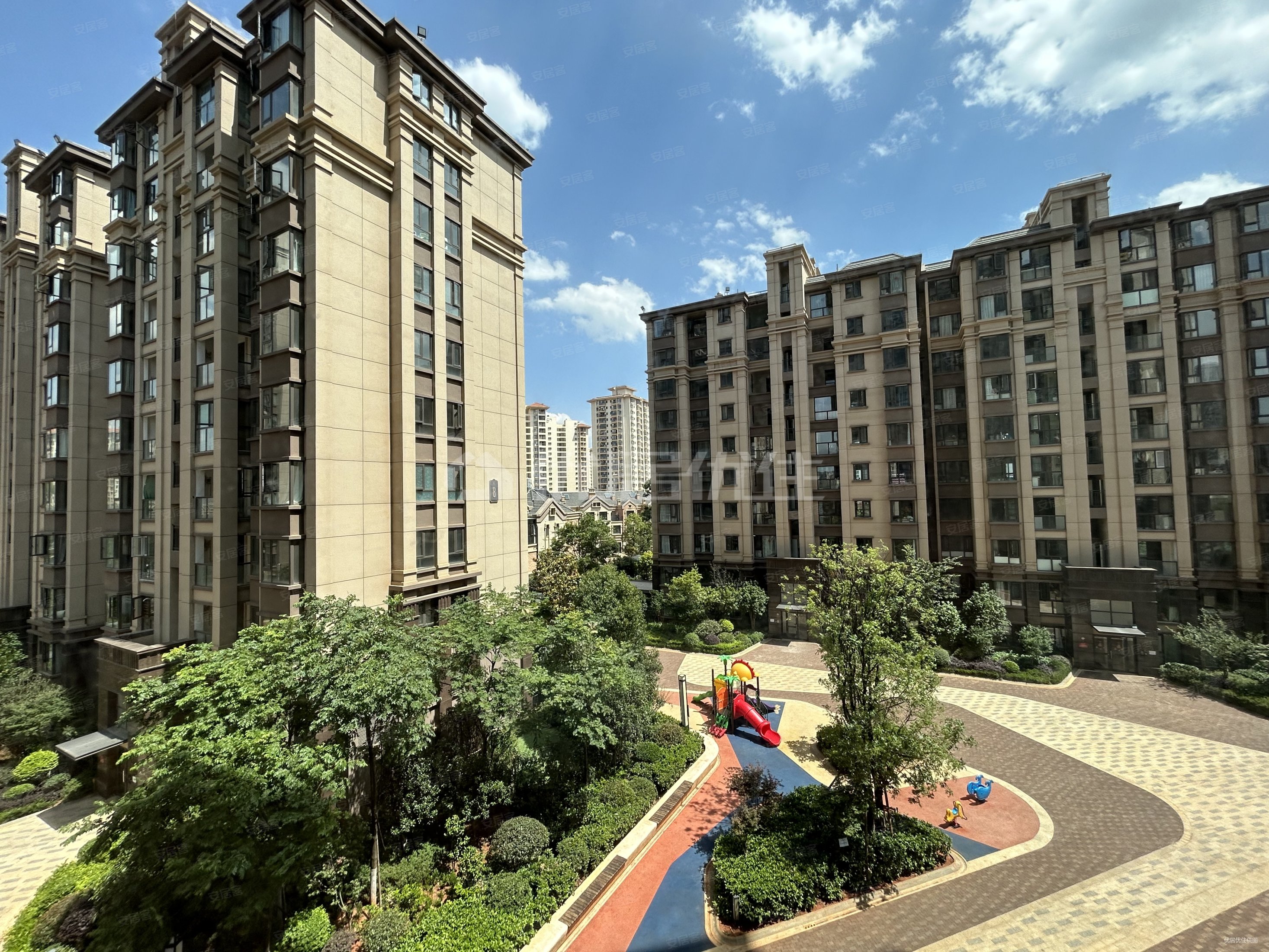 官渡区都铎城邦小高层精装修送家具家电配套完善看房方便急卖