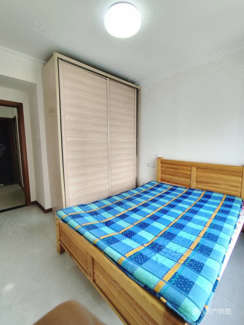 馨光嘉苑 套一  出售 离西站地铁近