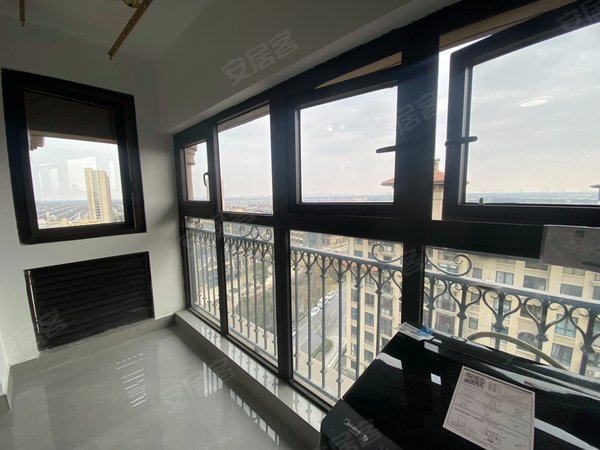 海宁海宁市区马桥藏绿园马桥小镇广场附近 精装1室 全新家电出租 朝南带大阳台出租房源真实图片