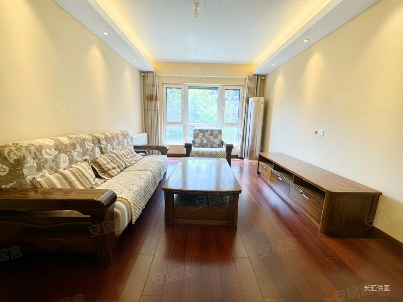 华府国际 南北通透 产权清晰 刚需小三居 次新小区 临地铁