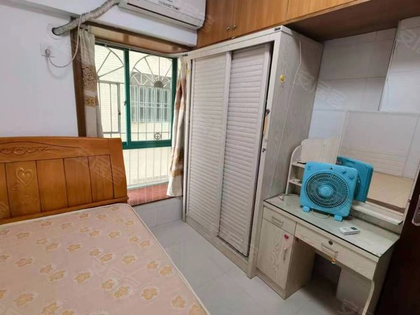 深圳布吉丹竹头金龙花园3号线直达罗湖福田老街,周边生活商圈便利出租