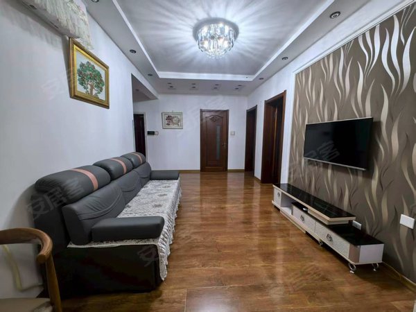 群力租房,王府井附近出租两室一厅 月付押一付一 下楼迈阿密 花海好