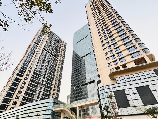 珠海横琴横琴口岸珠江国际金融中心山海相拥!日落同辉!