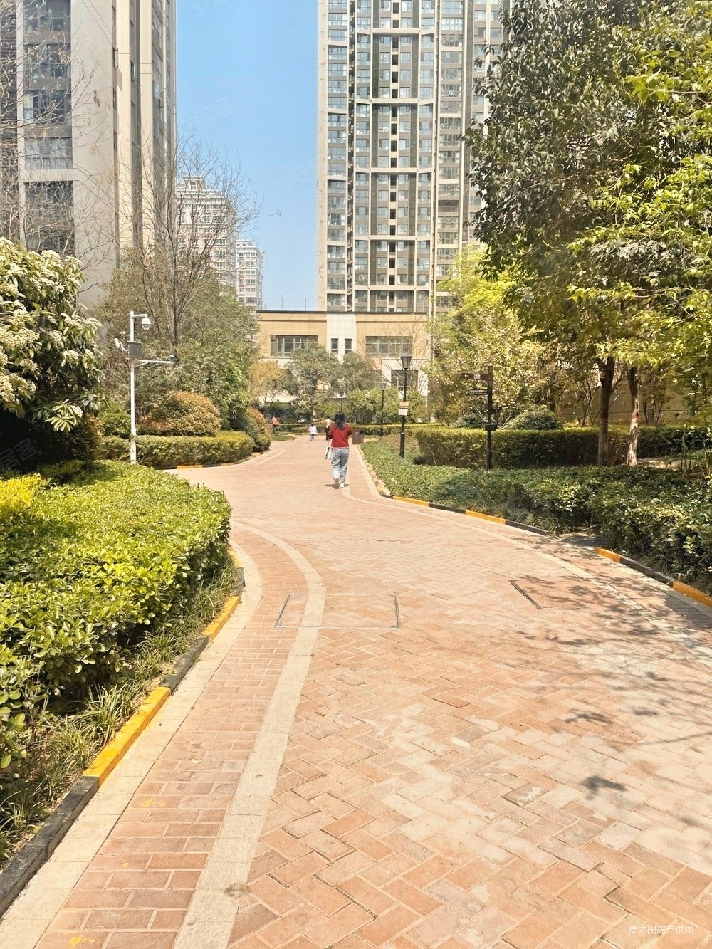 精装修南北通透满五电梯房升龙城2号院采光好周边商