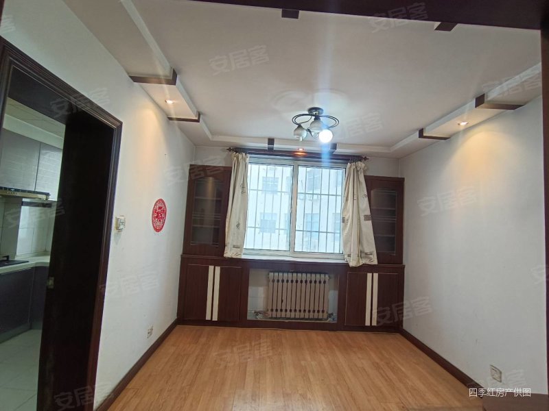 寨北小区 古寨小环翠中 三室向阳 低楼层 带储 电视台南