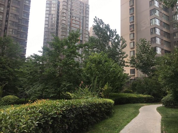 西安高新区鱼化寨东方米兰国际城鱼化寨地铁口,西三环,环普,华为,中软