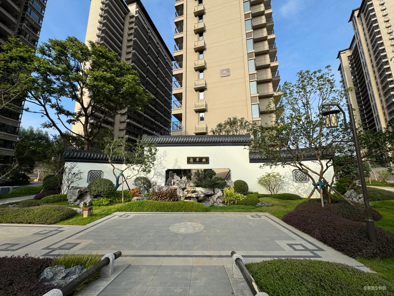 建发和鸣3室2厅1卫78㎡南70万