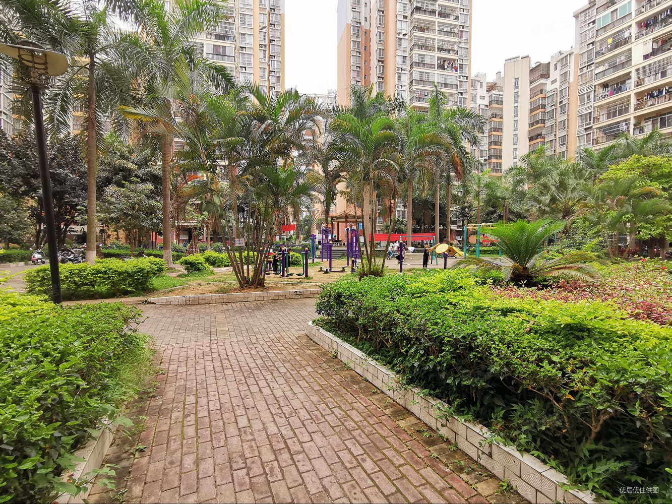 地铁二号线棕榈湾小区电梯两房总价48万价格可议