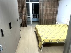 临海江南江南大道张家岙小区5楼单身公寓一室一厅精装修拎包入住900一个月出租房源真实图片