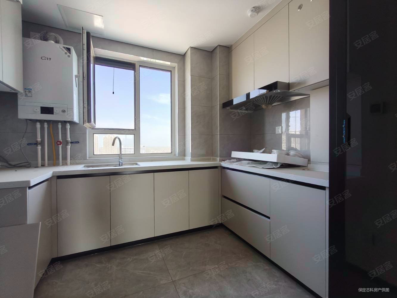 中国府3室2厅2卫127㎡南北139万