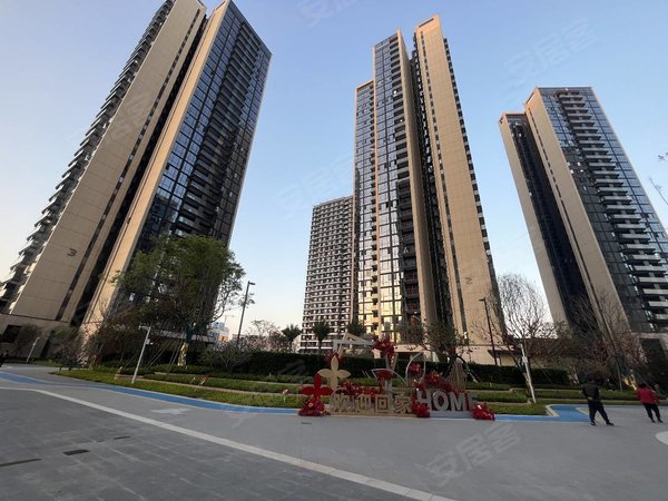 深圳龙华龙华区政府合正观澜汇(二期)合正观澜汇 家电齐全出租 本小区