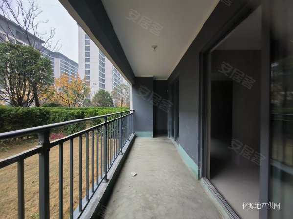 河南四完旁正弘熙悦一楼带花园送车位可按揭