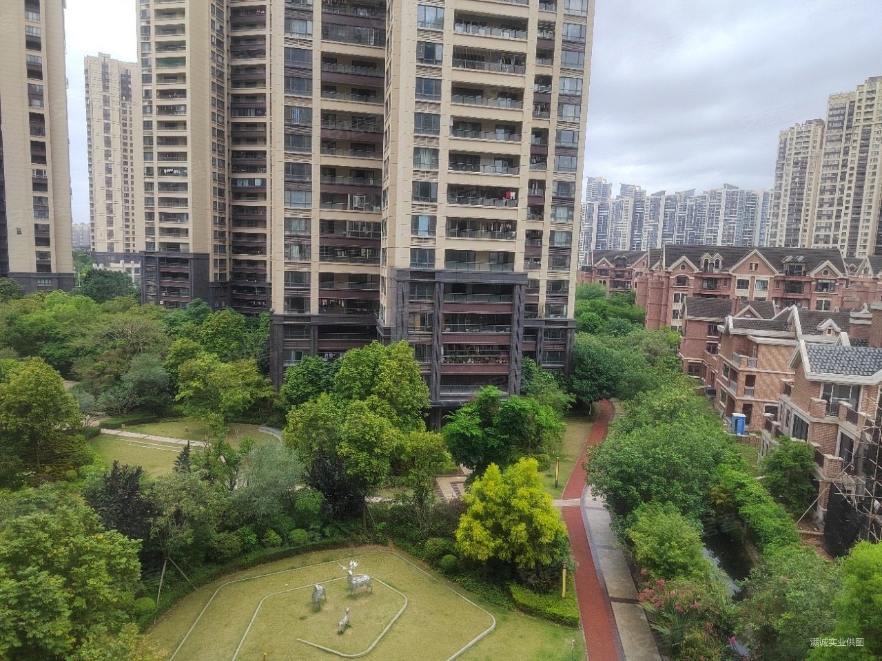 惠州房产网>惠州二手房>惠城二手房>金山湖二手房>中洲中央公园>