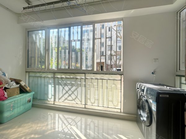 【多图】康桥宝邸,康桥租房,白色系精装修,出门沿河公园,采光通透两房