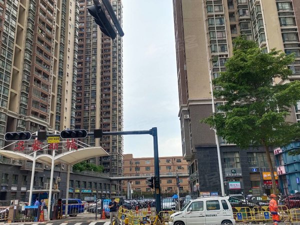 深圳宝安沙井名豪丽城急租,直接业主沙井名豪丽城3房2位朝南全齐出租