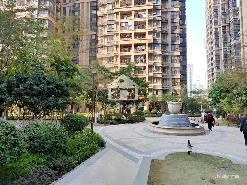 兴宁区那考河公园畔中海悦公馆楼中楼135万拎包入住