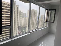 齐河城区齐河城区三小五中 阳光尚品 精装三室 包物业费 第一次租 干净整洁出租房源真实图片