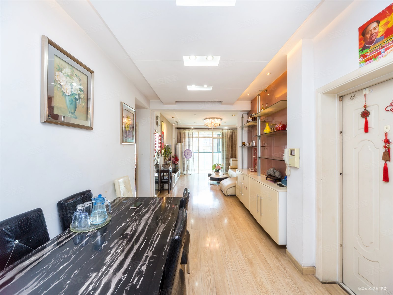 急卖 石路商圈 宝石御景园 电梯房 8楼 带车位 装修好