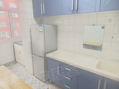 个人 新华小区3楼 带独立厨房有冰箱 实拍照片 能洗澡 月付
