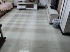 宁津城区德百广场出租德百附近两室一厅,空调冰箱洗衣机都有拎包入住,看房方便出租房源真实图片