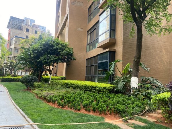 昆明盘龙滨江俊园滨江俊园(2期)无中介,滨江俊园二期27栋,火车北站