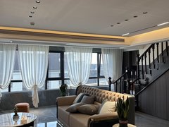 通辽科尔沁桥北碧桂园(别墅) 4室2厅4卫 精装修 210平出租房源真实图片