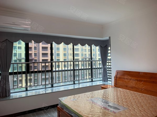 梅州梅江金燕大道芹洋花园出租近东山医院芹洋花园精装3房出租,家私