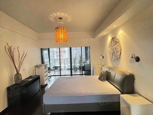 深圳南山科技园博海名苑博海名苑高层,新空出,拎包入住,随时看房,装修