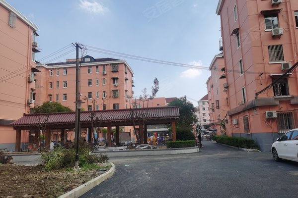 昌里路158,160号小区