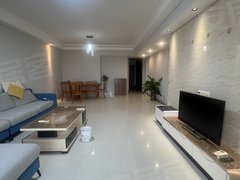 北海银海金海岸吾悦广场附近昊海梧桐精装大三房仅租1500元每月出租房源真实图片