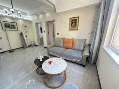 庆阳西峰西峰城区六中附近,客卧分离,正规1居室,带家具家电出租房源真实图片
