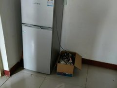 河间瀛海公园瀛海人大宿舍挨二师小区两室一厅一厨一卫家电齐全带小房四楼650出租房源真实图片