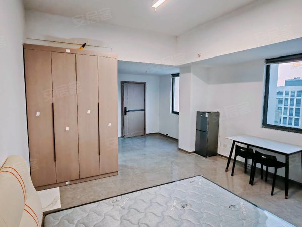 金华婺城秋滨工业区蟠龙村秋滨 新能源汽车小镇 领跑宿舍 金开大单间可短租月付出租房源真实图片